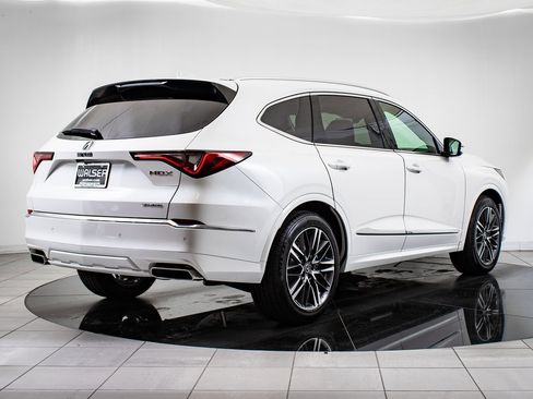 Certified 2025 Acura MDX SH-AWD w/ Advance Package image 10