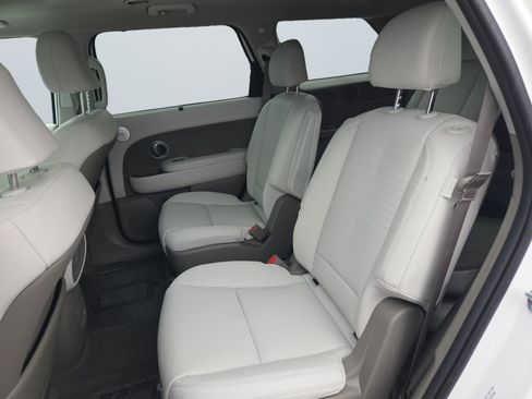Certified 2026 Hyundai Palisade Limited AWD/4WD image 15