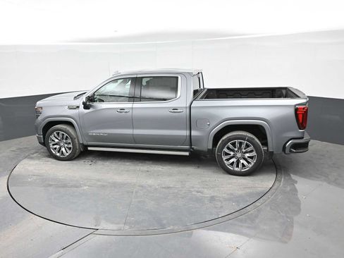 Used 2025 GMC Sierra 1500 Denali w/ Denali Reserve Package AWD/4WD image 27