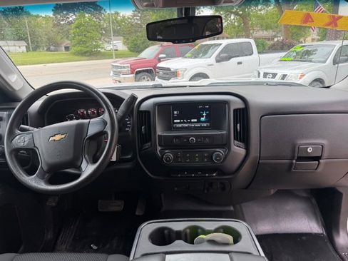 Used 2018 Chevrolet Silverado 2500 W/T w/ WT Fleet Convenience Package AWD/4WD image 24