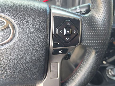 Used 2020 Toyota 4Runner SR5 image 23