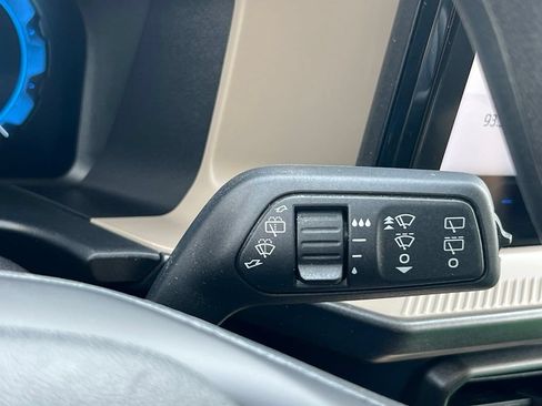 Used 2025 Ford Bronco Sport Big Bend AWD/4WD image 32