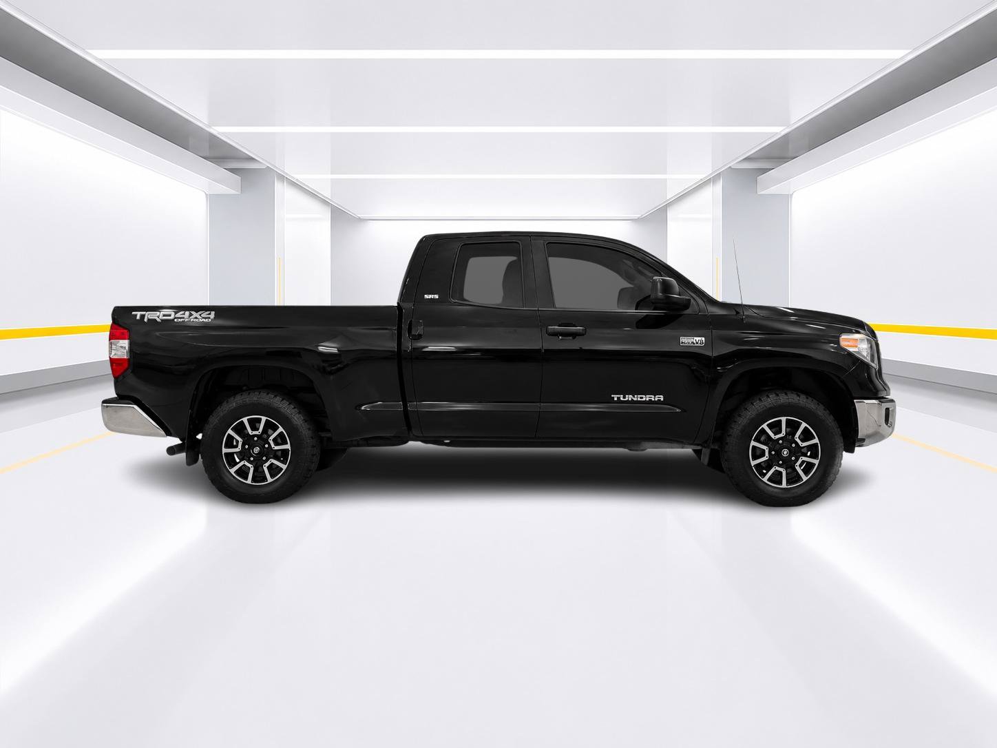 Used 2016 Toyota Tundra SR5 w/ TRD Off Road Package AWD/4WD image 6