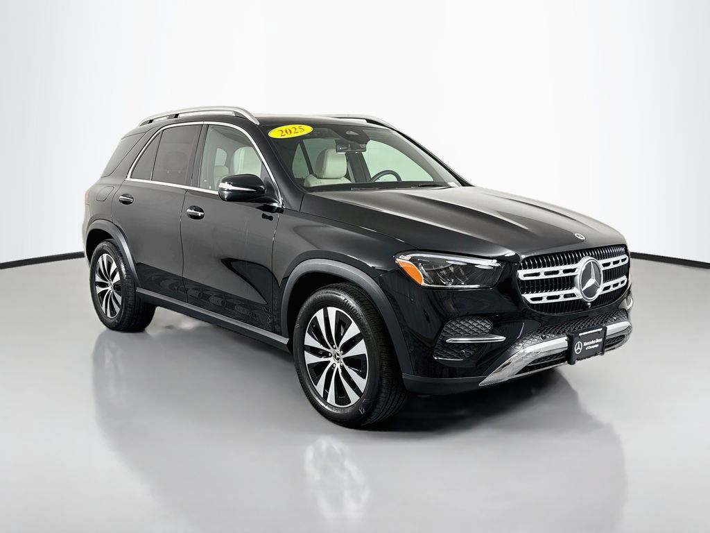 Used 2026 Mercedes-Benz GLE 450e 4MATIC w/ Winter Package image 1