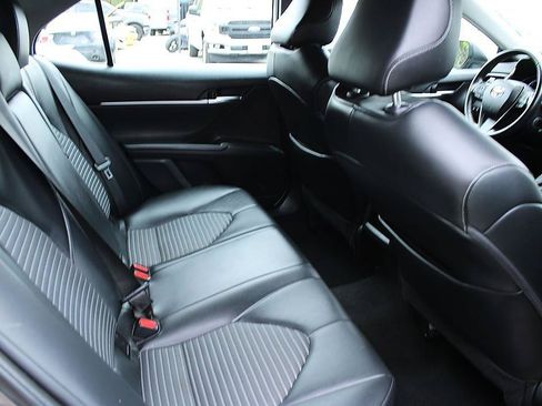 Used 2023 Toyota Camry SE FWD image 15