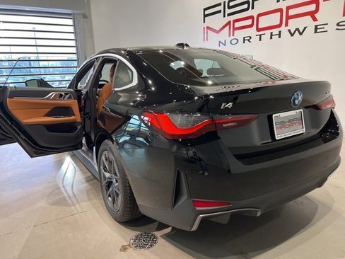 Used 2025 BMW i4 xDrive40i image 18