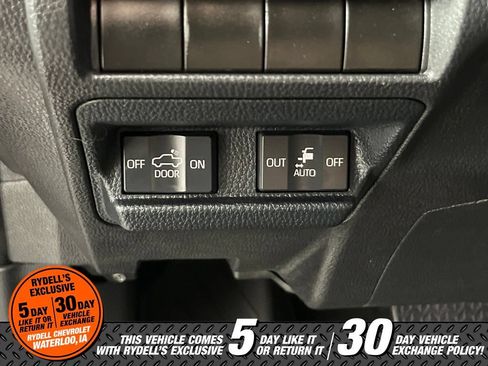 Used 2024 Toyota Tacoma Limited w/ Limited Package (LT) AWD/4WD image 27