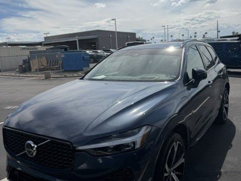 Used 2022 Volvo XC60 T8 R-Design w/ Advanced Package AWD/4WD image 1