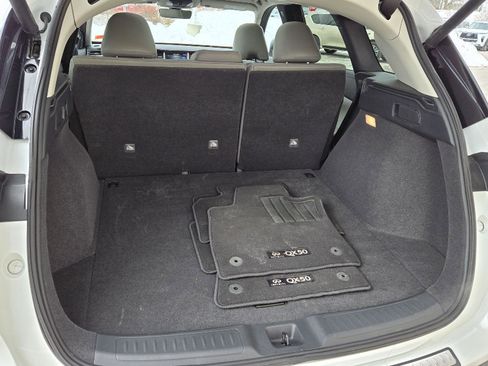 Certified 2025 INFINITI QX50 Luxe image 20