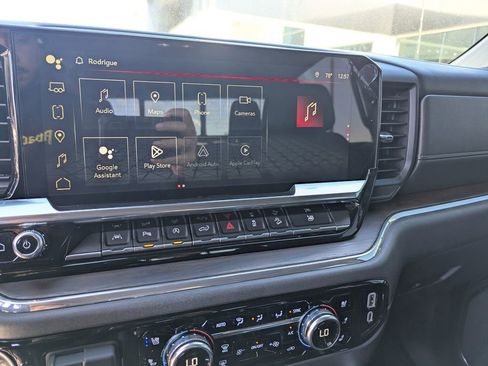 Used 2024 GMC Sierra 1500 SLT w/ SLT Premium Plus Package image 18