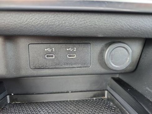 Used 2025 Nissan Rogue SV AWD/4WD image 6