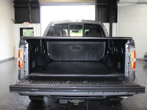 Used 2010 Ford F150 XLT RWD image 32