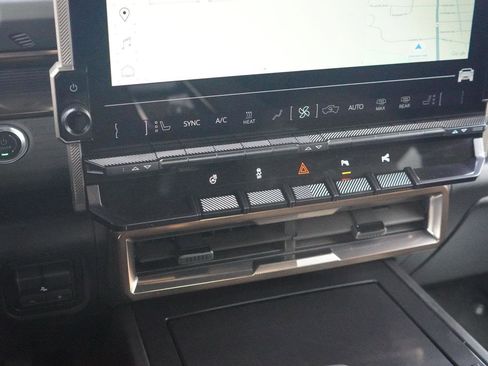 New 2025 GMC Hummer EV 2X w/ LPO, Sport Package image 19