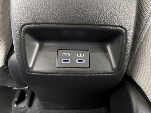 Used 2025 Toyota Corolla LE FWD image 39