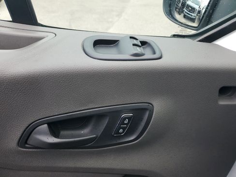 Used 2024 Ford Transit 250 Low Roof w/ Exterior Upgrade Package image 21