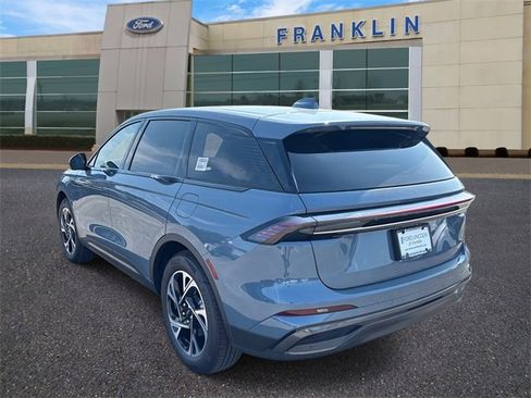 New 2025 Lincoln Nautilus Premier w/ Equipment Group 102A image 5