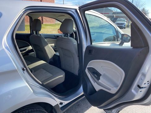 Used 2019 Ford EcoSport S image 19