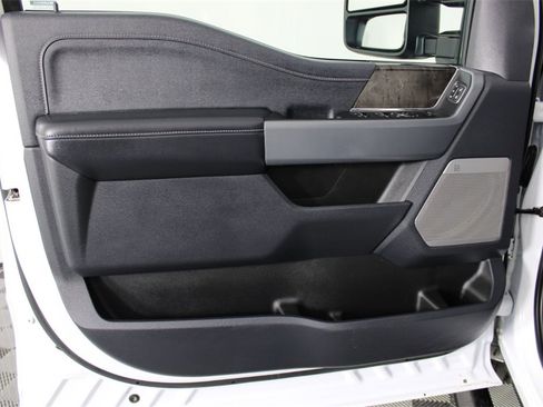 Used 2024 Ford F250 Lariat image 18