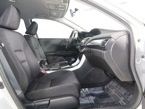 Used 2013 Honda Accord Sport image 10