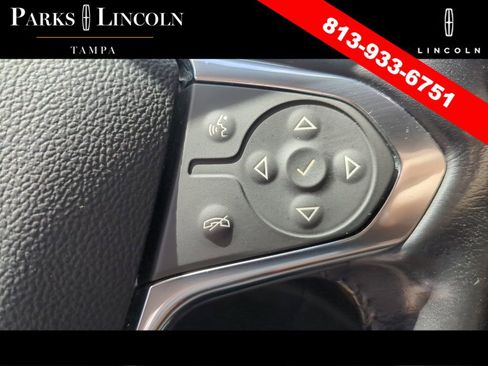 Used 2018 Chevrolet Traverse LT FWD image 29