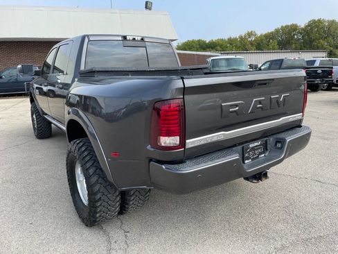Used 2018 RAM 3500 Laramie Longhorn image 3
