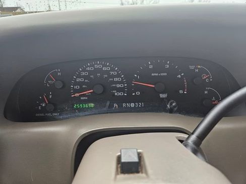 Used 2004 Ford F250 XL image 15
