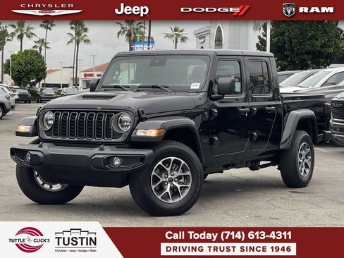 New 2025 Jeep Gladiator Sport AWD/4WD image 1