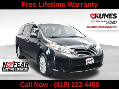 Used 2017 Toyota Sienna LE