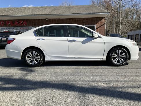 Used 2013 Honda Accord LX image 4