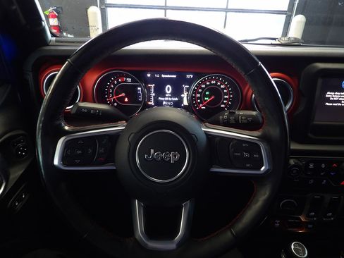 Used 2020 Jeep Wrangler Rubicon w/ Cold Weather Group AWD/4WD image 21