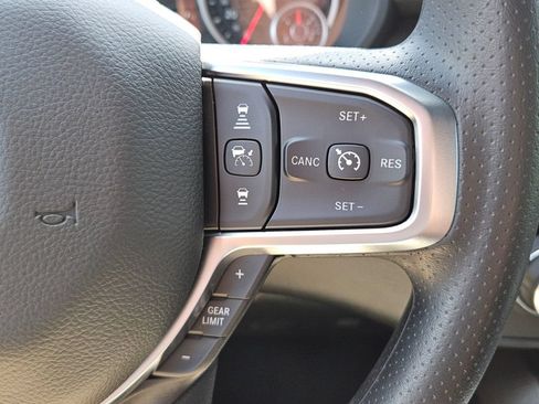 New 2026 RAM 1500 Express AWD/4WD image 22