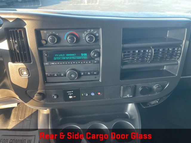 Used 2025 Chevrolet Express 3500 w/ Hotel Shuttle Package RWD image 20