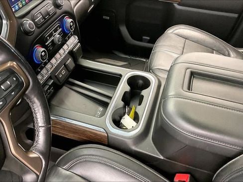 Used 2022 Chevrolet Silverado 3500 High Country AWD/4WD image 16