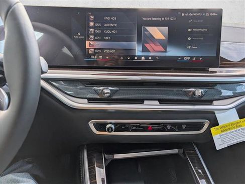 New 2026 BMW X5 xDrive40i w/ Premium Package image 12