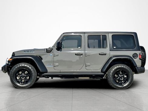Used 2023 Jeep Wrangler Unlimited AWD/4WD image 2