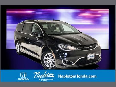 Used 2020 Chrysler Pacifica Touring-L