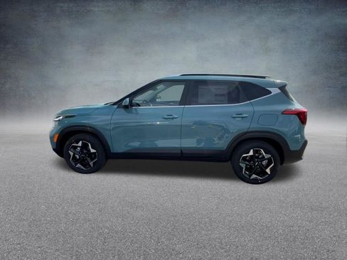 Used 2026 Kia Seltos EX FWD image 14