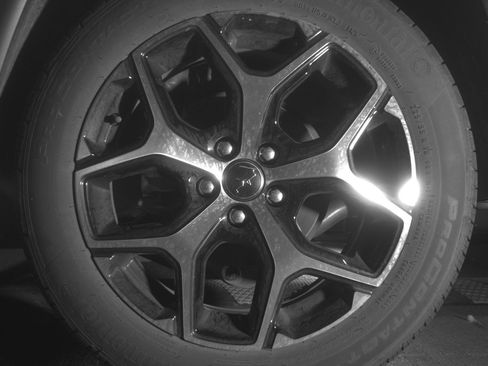 Used 2025 Jeep Compass Limited image 14