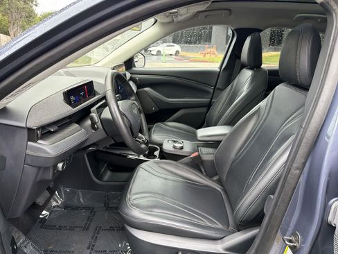 Used 2021 Ford Mustang Mach-E Premium image 21