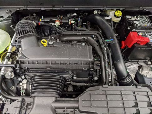 New 2026 Ford Maverick XLT image 27