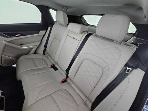 Used 2022 Jaguar F-PACE S image 17