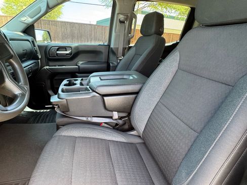 Used 2023 Chevrolet Silverado 1500 Custom Trail Boss image 21