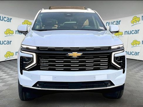 New 2026 Chevrolet Suburban High Country AWD/4WD image 3