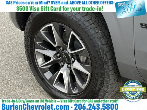 Used 2022 Chevrolet Suburban Z71 w/ Luxury Package AWD/4WD image 31