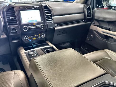 Used 2020 Ford Expedition Limited w/ Equipment Group 302A image 28