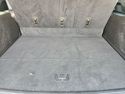 Used 2021 Chevrolet Suburban RST w/ Luxury Package RWD image 34
