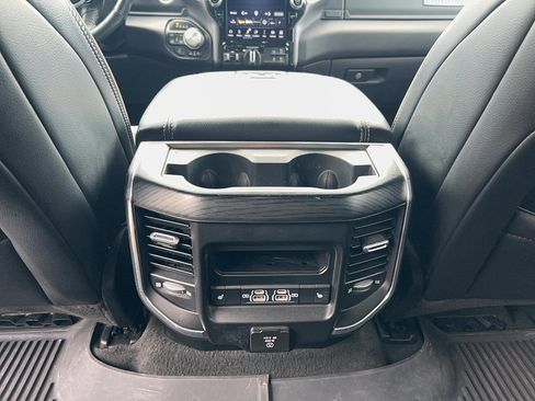 Used 2024 RAM 1500 Laramie AWD/4WD image 28