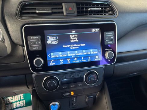 Used 2024 Nissan Leaf S image 17