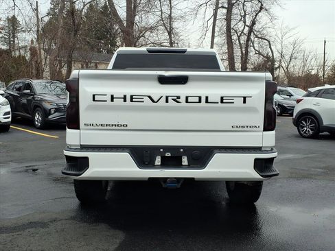 Used 2022 Chevrolet Silverado 1500 Custom image 4