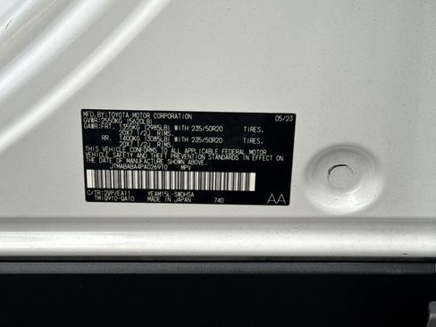 Certified 2023 Subaru Solterra AWD image 31